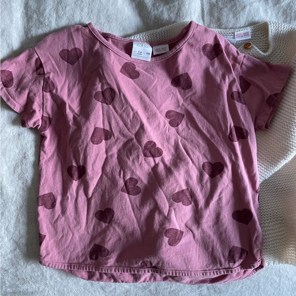 Zara Bundle Cream Sweater and Pink Heart Shirt Size 3-4 - Picture 6 of 7